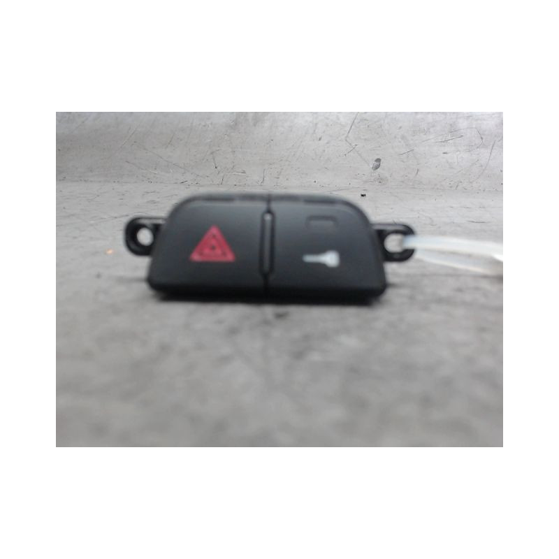 BOUTON DE WARNING ALFA ROMEO MITO