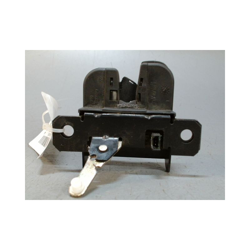 SERRURE HAYON  VOLKSWAGEN GOLF IV 98-2004