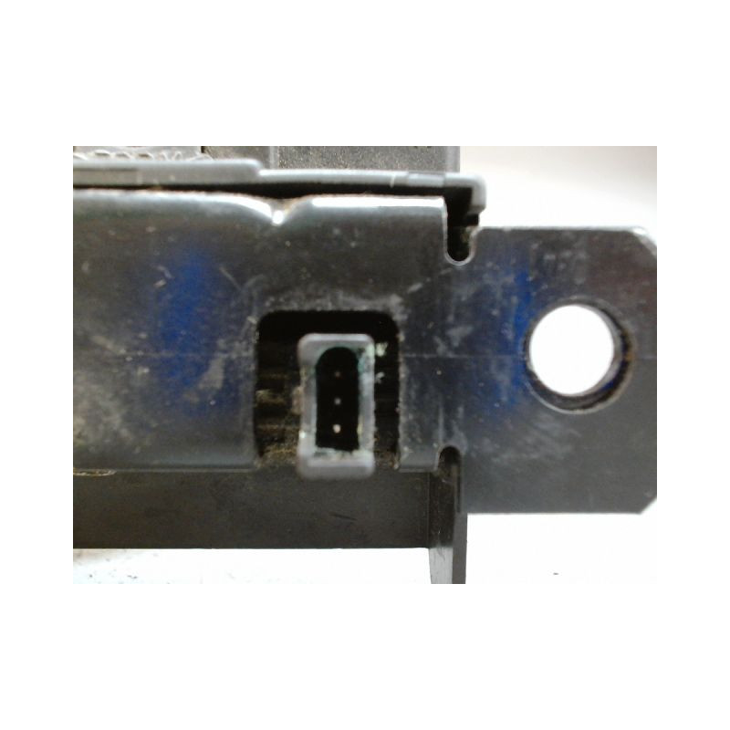 SERRURE HAYON  VOLKSWAGEN GOLF IV 98-2004