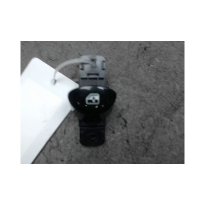 COMMANDE LEVE-GLACE PORTE AVG FIAT 500