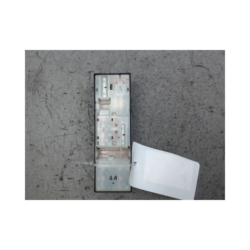 COMMANDE LEVE-GLACE PORTE AVG NISSAN NOTE