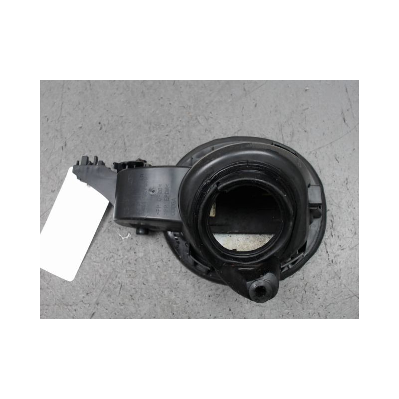 VOLET DE TRAPPE CARBURANT FORD G.C-MAX