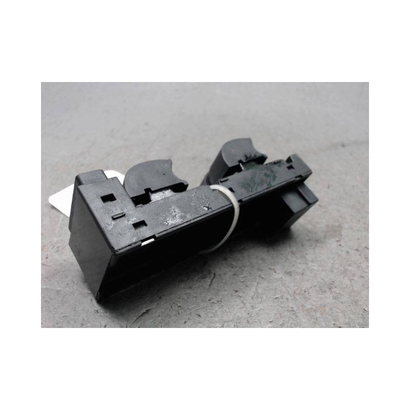 COMMANDE LEVE-GLACE PORTE AVG AUDI A3