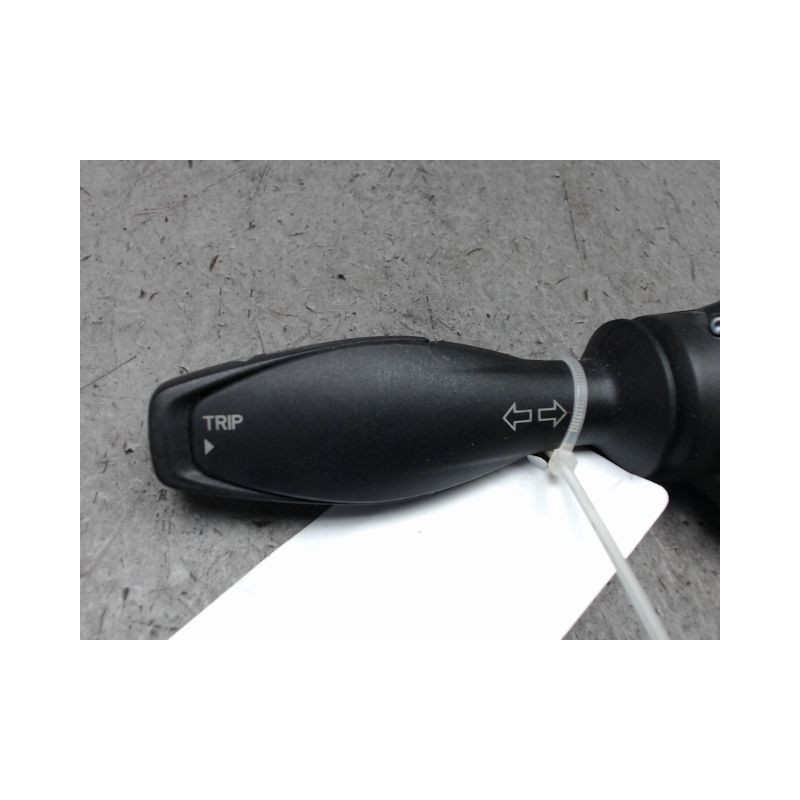 COMMANDE CLIGNOTANT FORD B-MAX