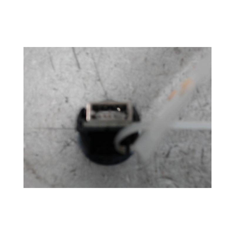 PORT USB/AUX PEUGEOT 2008