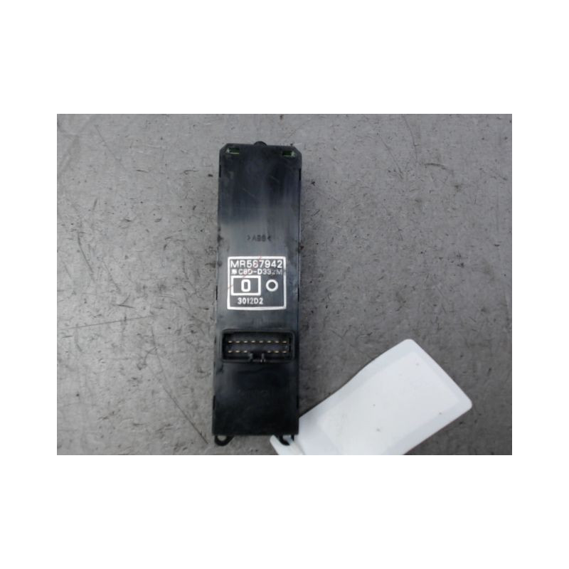 COMMANDE LEVE-GLACE PORTE AVG PEUGEOT ION