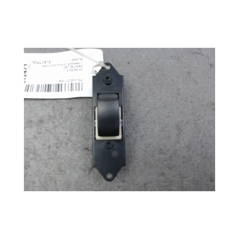 COMMANDE LEVE-GLACE PORTE ARD PEUGEOT ION