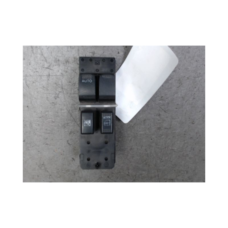 COMMANDE LEVE-GLACE PORTE AVG OPEL AGILA