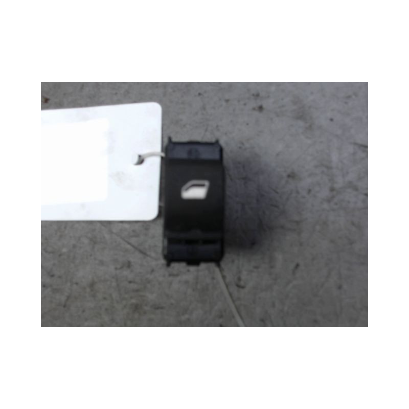 COMMANDE LEVE-GLACE PORTE AVD PEUGEOT 208
