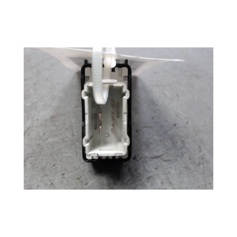 COMMANDE LEVE-GLACE PORTE AVD PEUGEOT 208