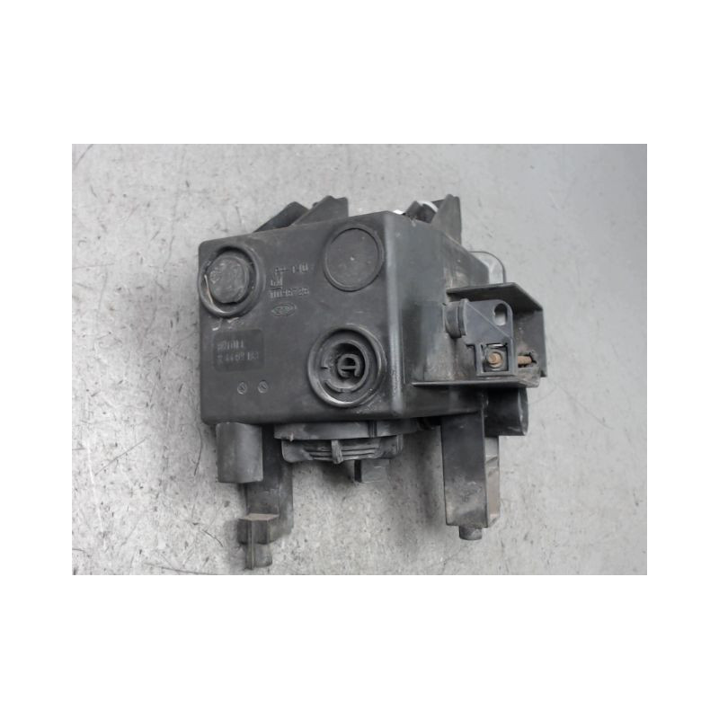 PHARE ANTIBROUILLARD AVANT GAUCHE OPEL ASTRA 2004-