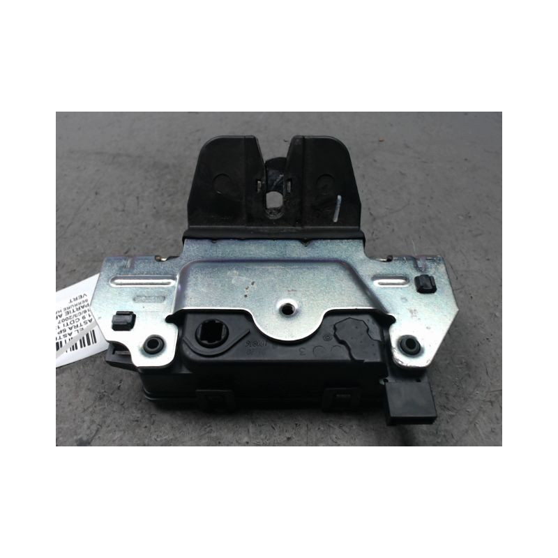 SERRURE HAYON  OPEL ASTRA 2004-