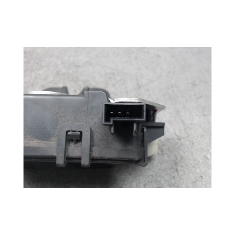 SERRURE HAYON  OPEL ASTRA 2004-