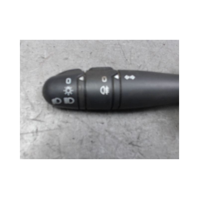 COMMANDE CLIGNOTANT NISSAN PRIMASTAR
