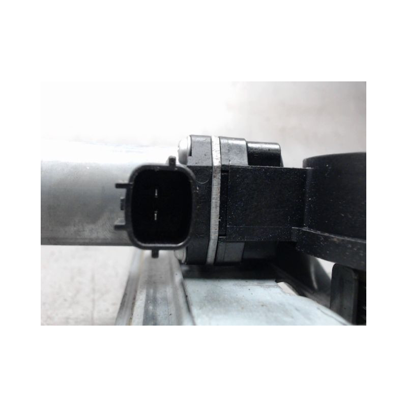 MECANISME+MOTEUR LEVE-GLACE AVANT GAUCHE DACIA LODGY