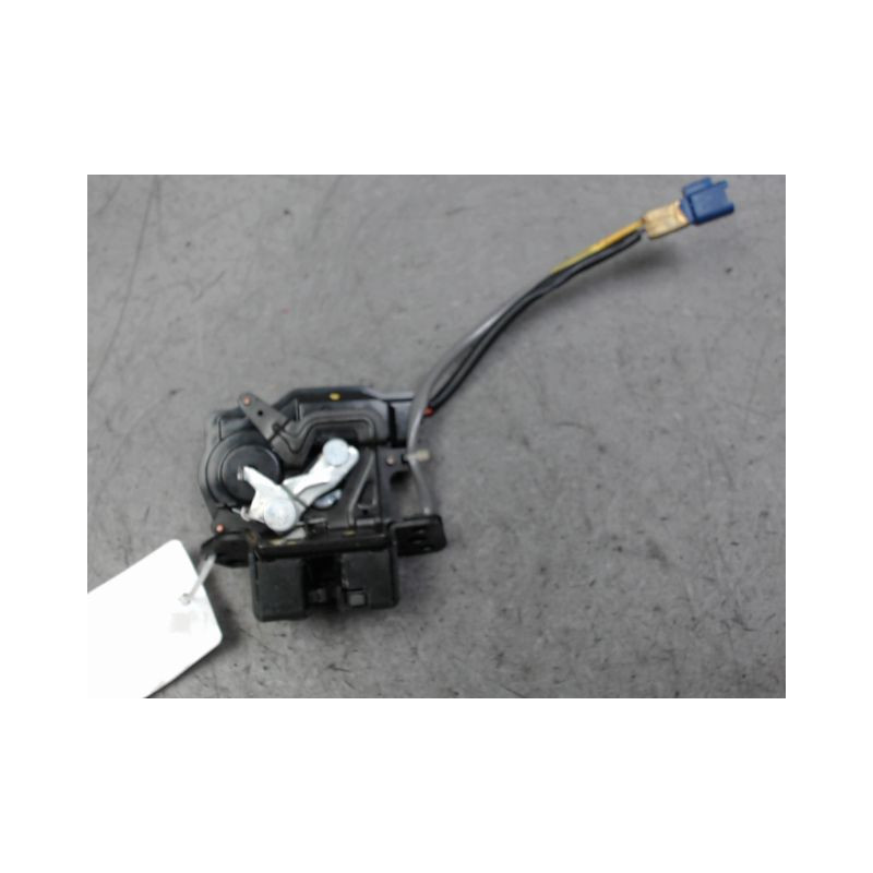 SERRURE HAYON  TOYOTA COROLLA VERSO 2004-2007