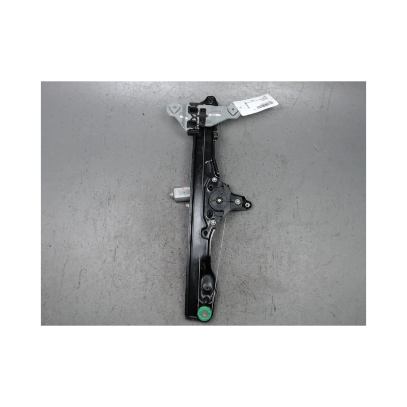 MECANISME+MOTEUR LEVE-GLACE AVANT DROIT NISSAN PULSAR