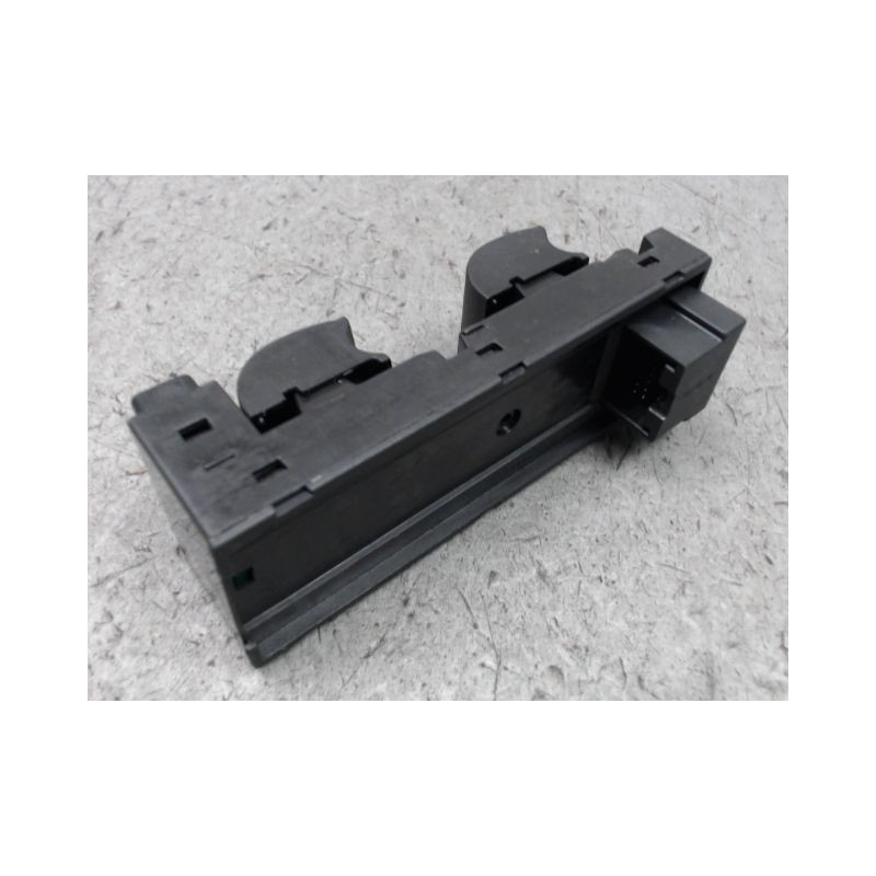 COMMANDE LEVE-GLACE PORTE AVG AUDI A6 97-2001