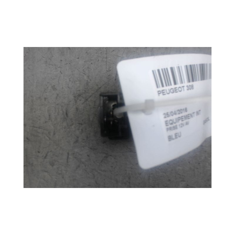 PRISE 12V AV PEUGEOT 308