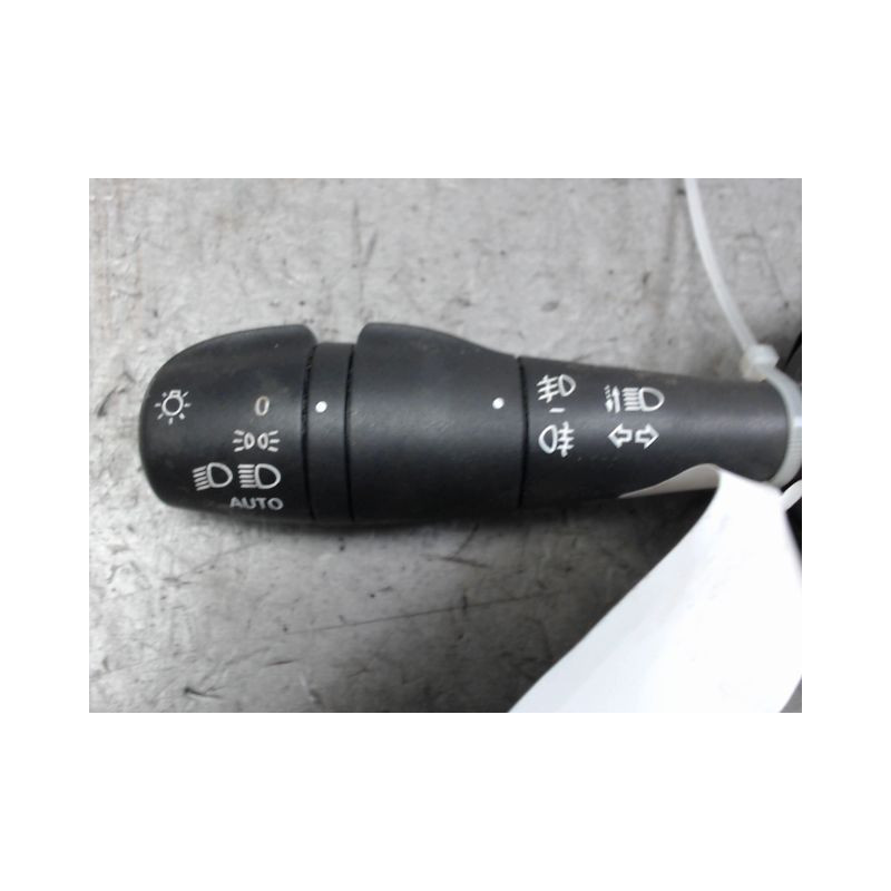 COMMANDE CLIGNOTANT RENAULT CLIO IV 2012-