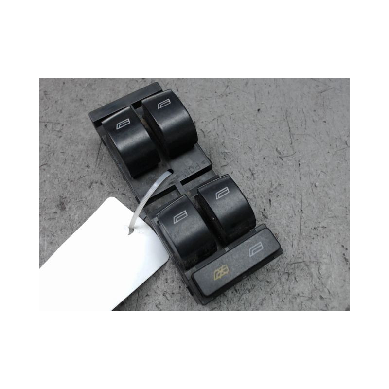 COMMANDE LEVE-GLACE PORTE AVG AUDI A6 AVANT 98-2001