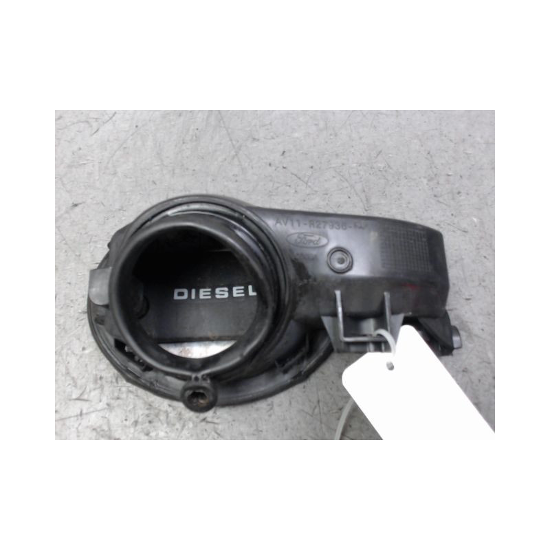 VOLET DE TRAPPE CARBURANT FORD B-MAX