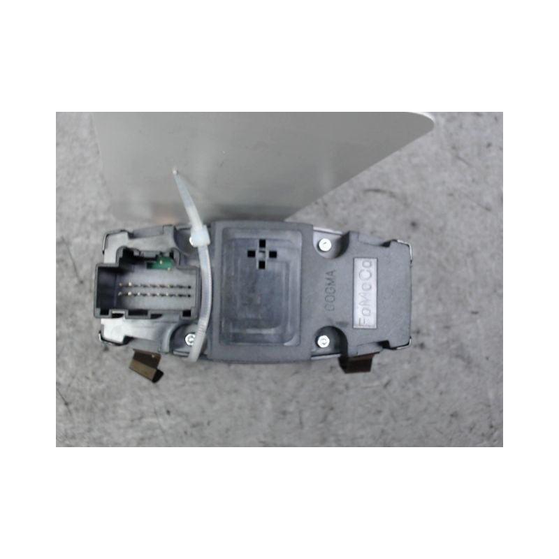 COMMANDE ECLAIRAGE FORD B-MAX