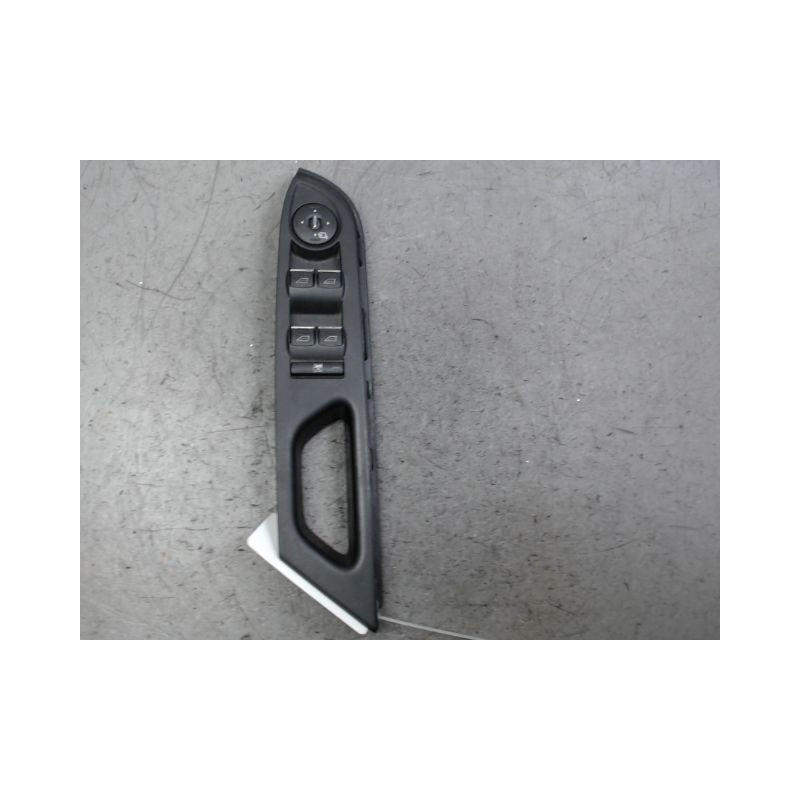 COMMANDE LEVE-GLACE PORTE AVG FORD B-MAX