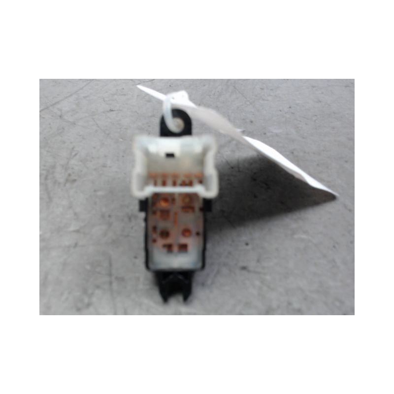 COMMANDE LEVE-GLACE PORTE ARD NISSAN PULSAR