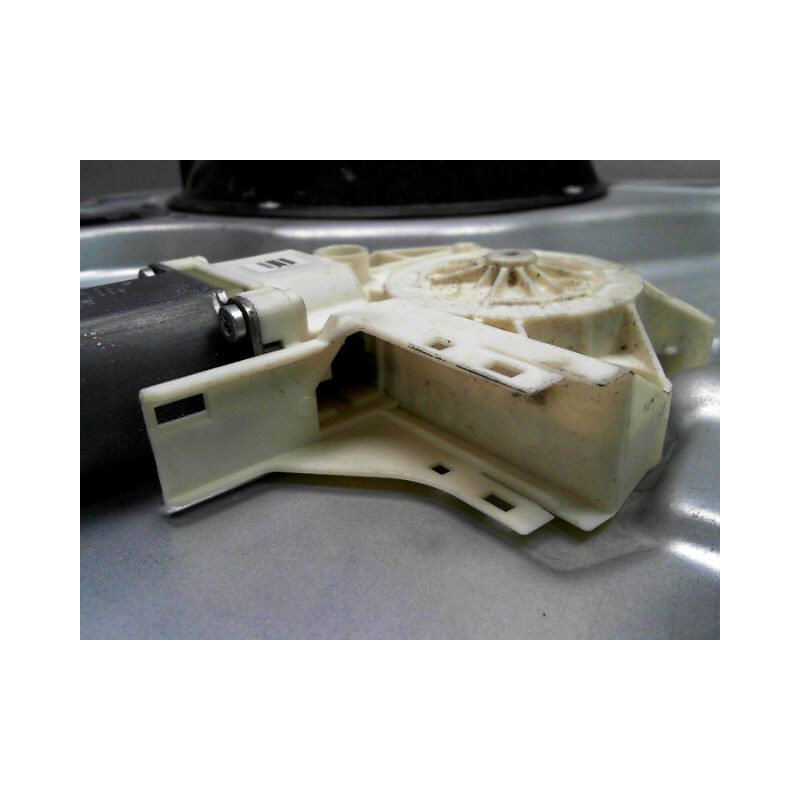 MECANISME+MOTEUR LEVE-GLACE AVANT GAUCHE FORD FOCUS 2008-