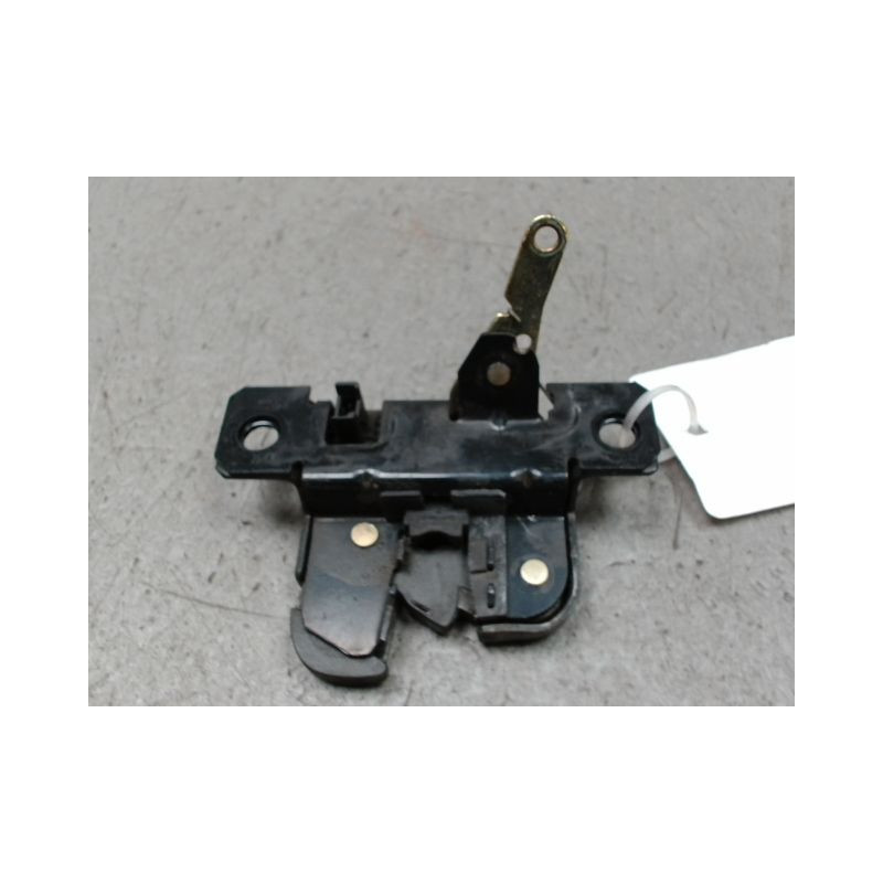 SERRURE HAYON  VOLKSWAGEN GOLF IV 98-2004