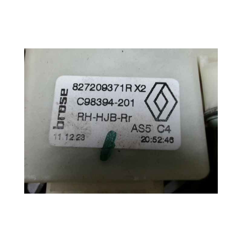 MECANISME+MOTEUR LEVE-GLACE ARRIERE DROIT RENAULT CAPTUR