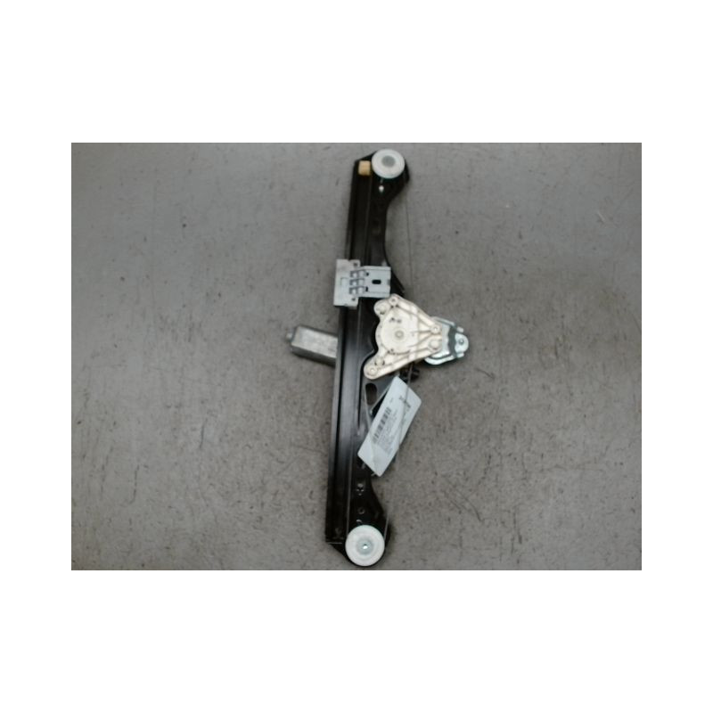 MECANISME+MOTEUR LEVE-GLACE ARRIERE GAUCHE MERCEDES CLASSE C BREAK 2001-