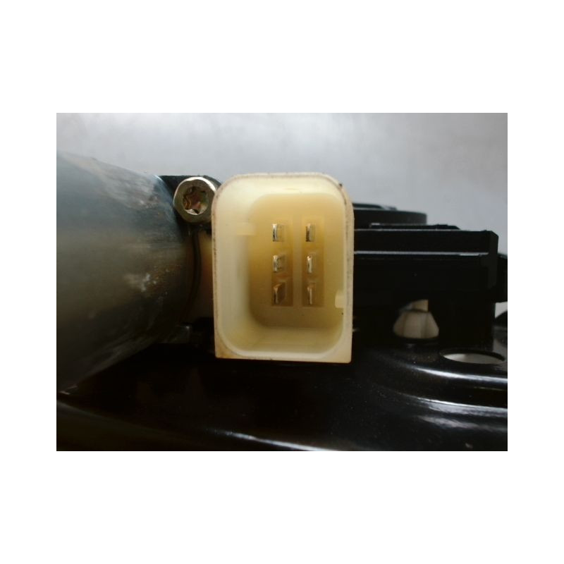 MECANISME+MOTEUR LEVE-GLACE ARRIERE GAUCHE MERCEDES CLASSE C BREAK 2001-