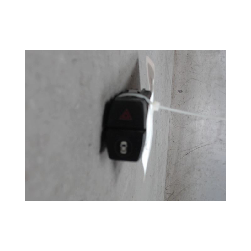 BOUTON DE WARNING B.M.W. SERIE 2