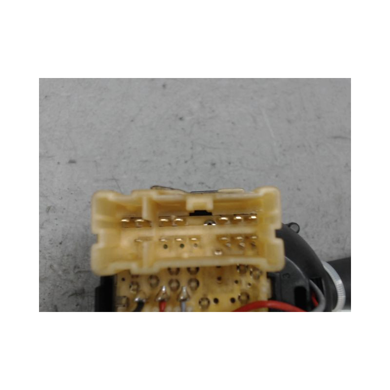 COMMANDE CLIGNOTANT RENAULT CAPTUR