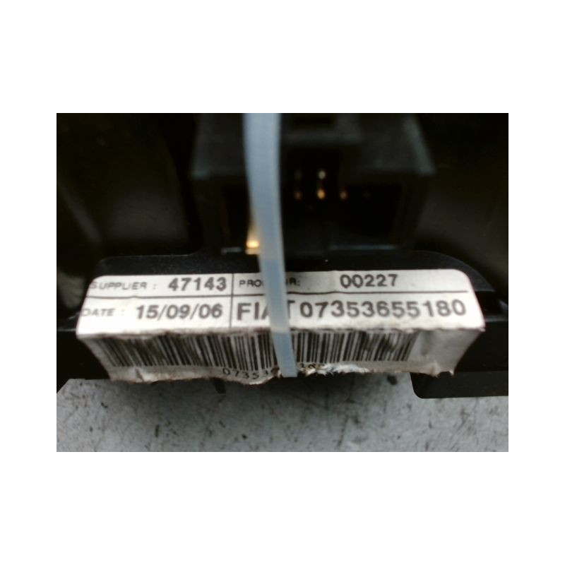 BLOC COMMODOS ALFA ROMEO 147 2004-