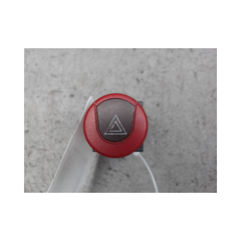 BOUTON DE WARNING PEUGEOT 306