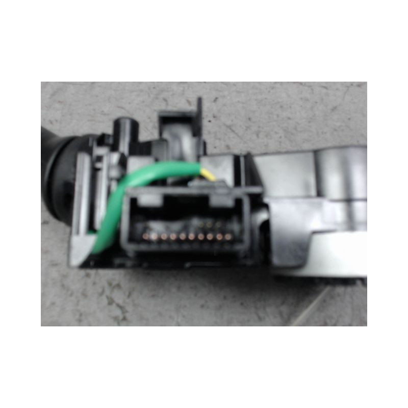COMMANDE CLIGNOTANT PEUGEOT 108