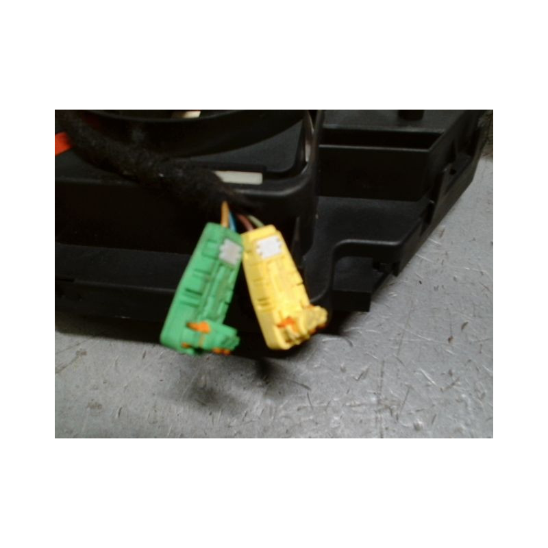 BLOC COMMODOS OPEL CORSA 06-09
