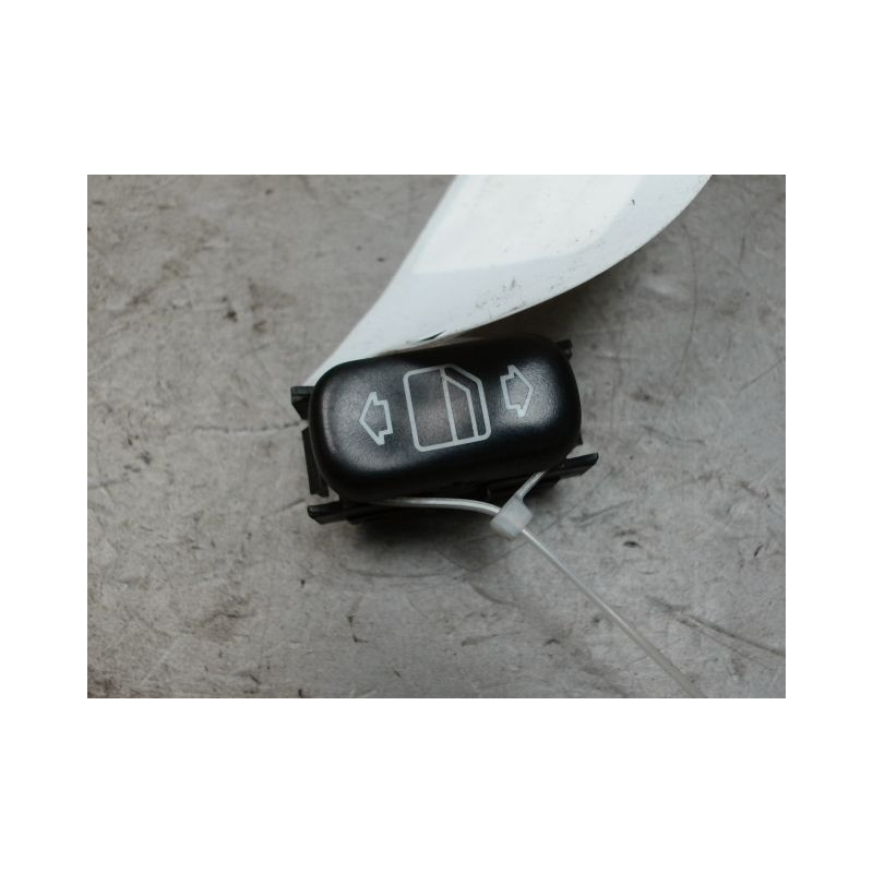COMMANDE LEVE-GLACE PORTE ARD MERCEDES CLASSE A 2001 -