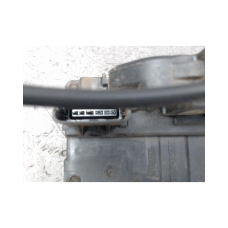 SYSTEME CONDAMNATION AVANT GAUCHE NISSAN NAVARA DOUBLE CABINE