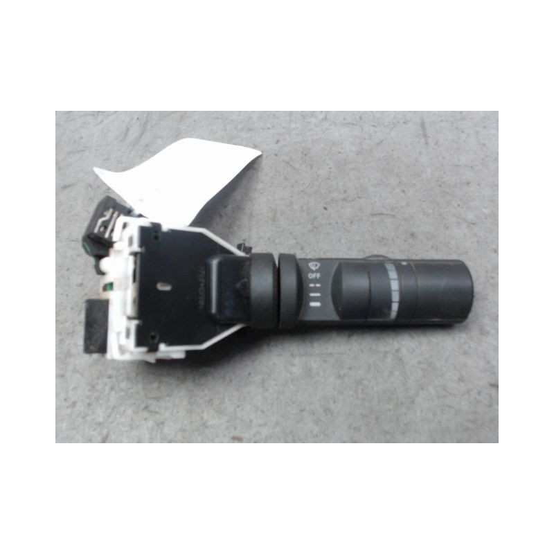 COMMANDE ESSUIE GLACE NISSAN NAVARA DOUBLE CABINE
