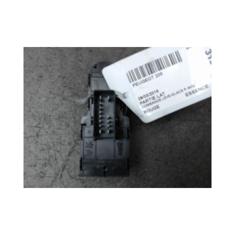COMMANDE LEVE-GLACE PORTE AVG PEUGEOT 208