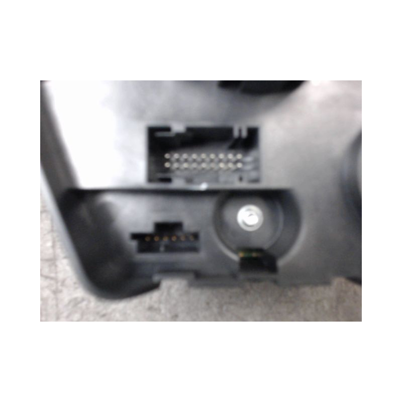 BLOC COMMODOS MINI MINI 2006-
