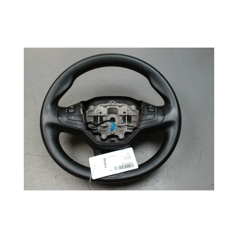 VOLANT DE DIRECTION PEUGEOT 208