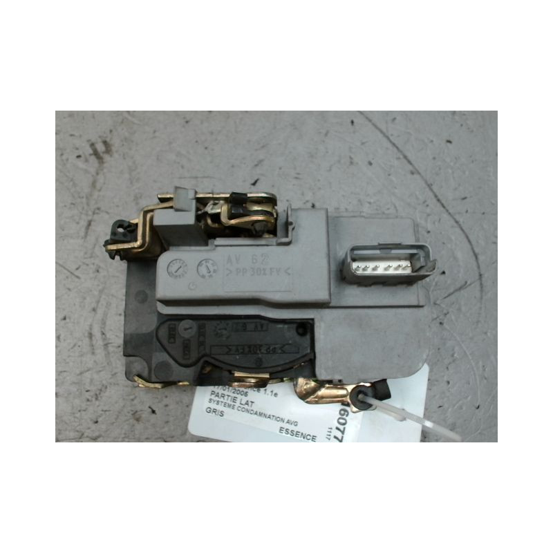SYSTEME CONDAMNATION AVANT GAUCHE PEUGEOT 206 3P