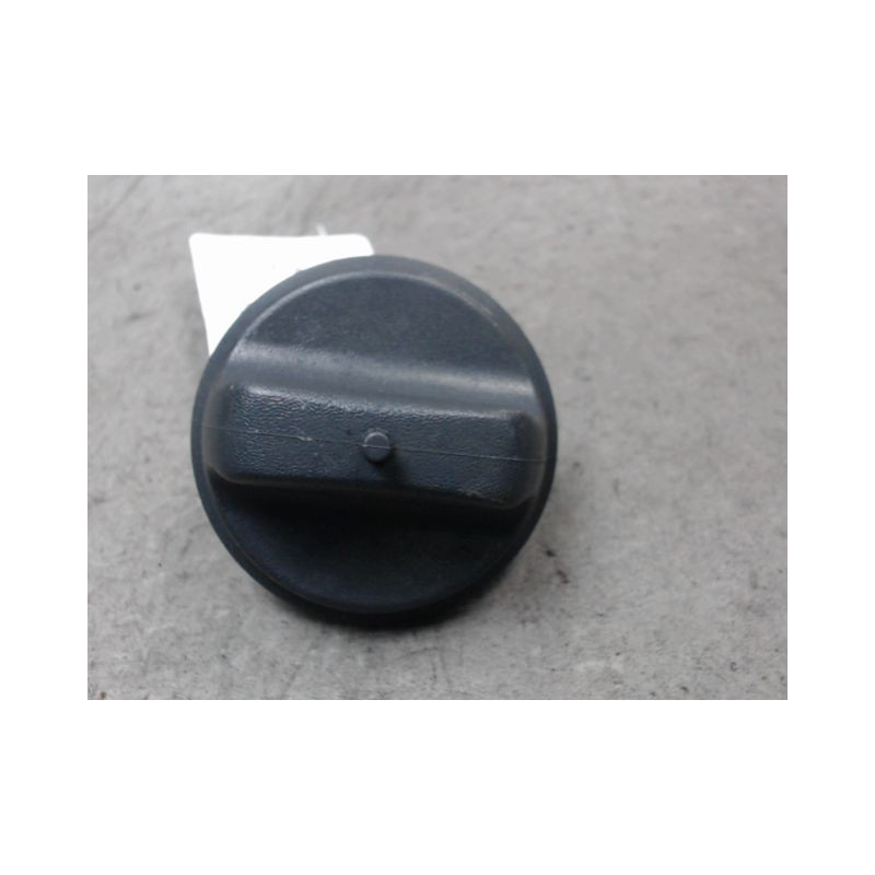 BOUCHON RESERVOIR A CARBURANT RENAULT CLIO IV 2012-