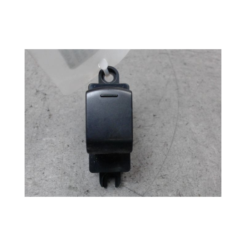 COMMANDE LEVE-GLACE PORTE ARD NISSAN NOTE