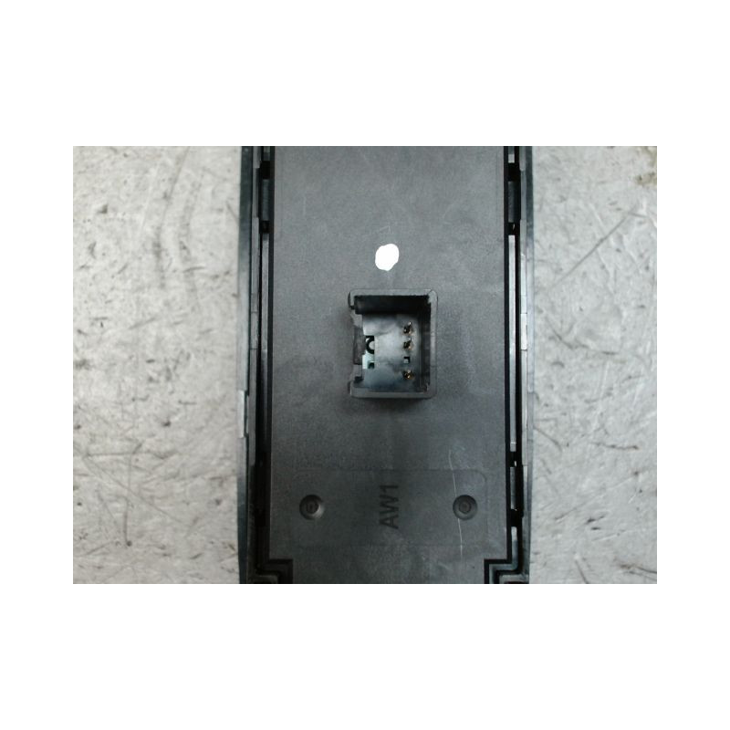 COMMANDE LEVE-GLACE PORTE AVG FORD MONDEO
